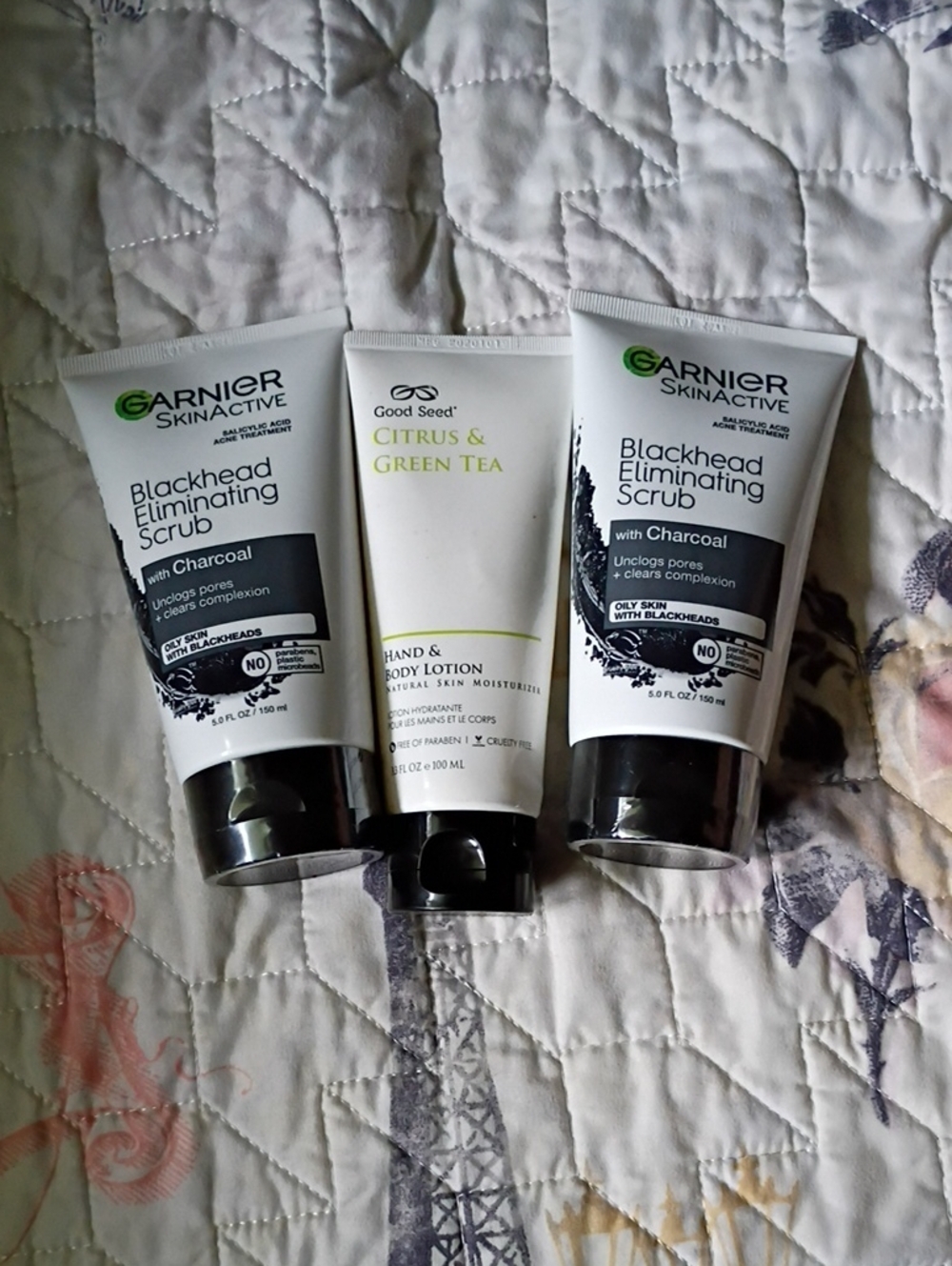 Skincare Bundle Garnier Blackhead Eliminating Scrub & Hand And Body Lotion